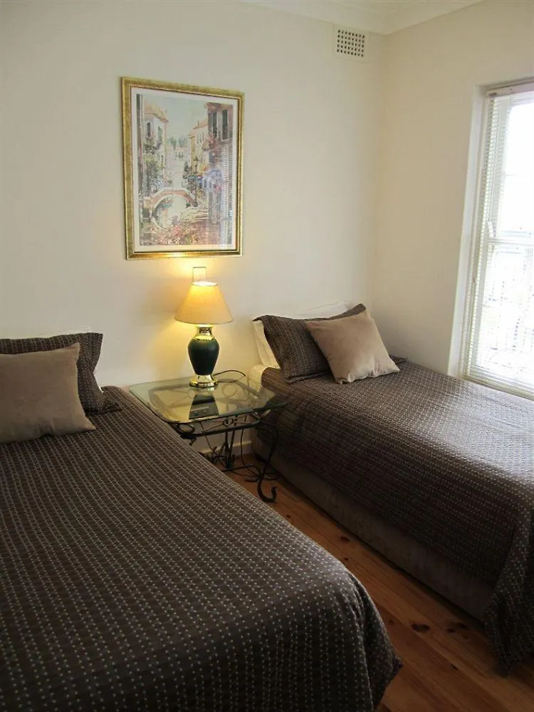 **** Aparthotel Apartments On George Adelaide Australia